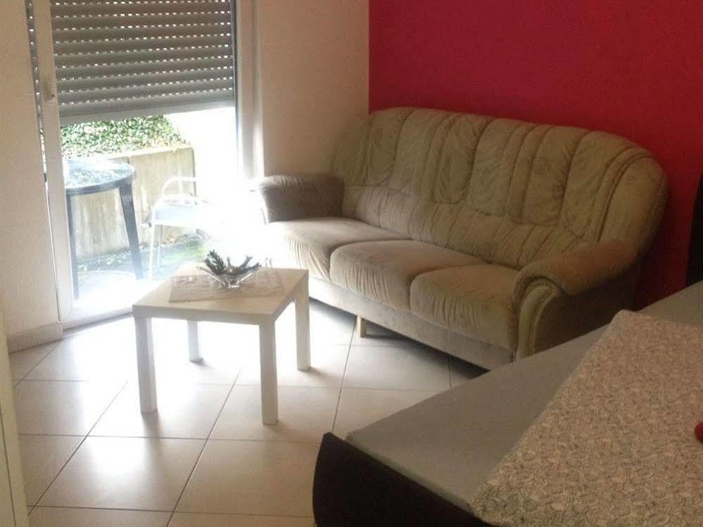 Ferienwohnung Kierpacz メンヒェングラートバッハ エクステリア 写真