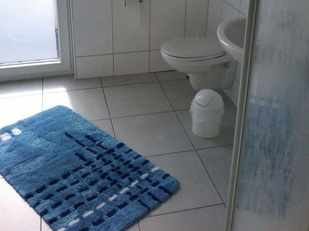 Ferienwohnung Kierpacz メンヒェングラートバッハ エクステリア 写真